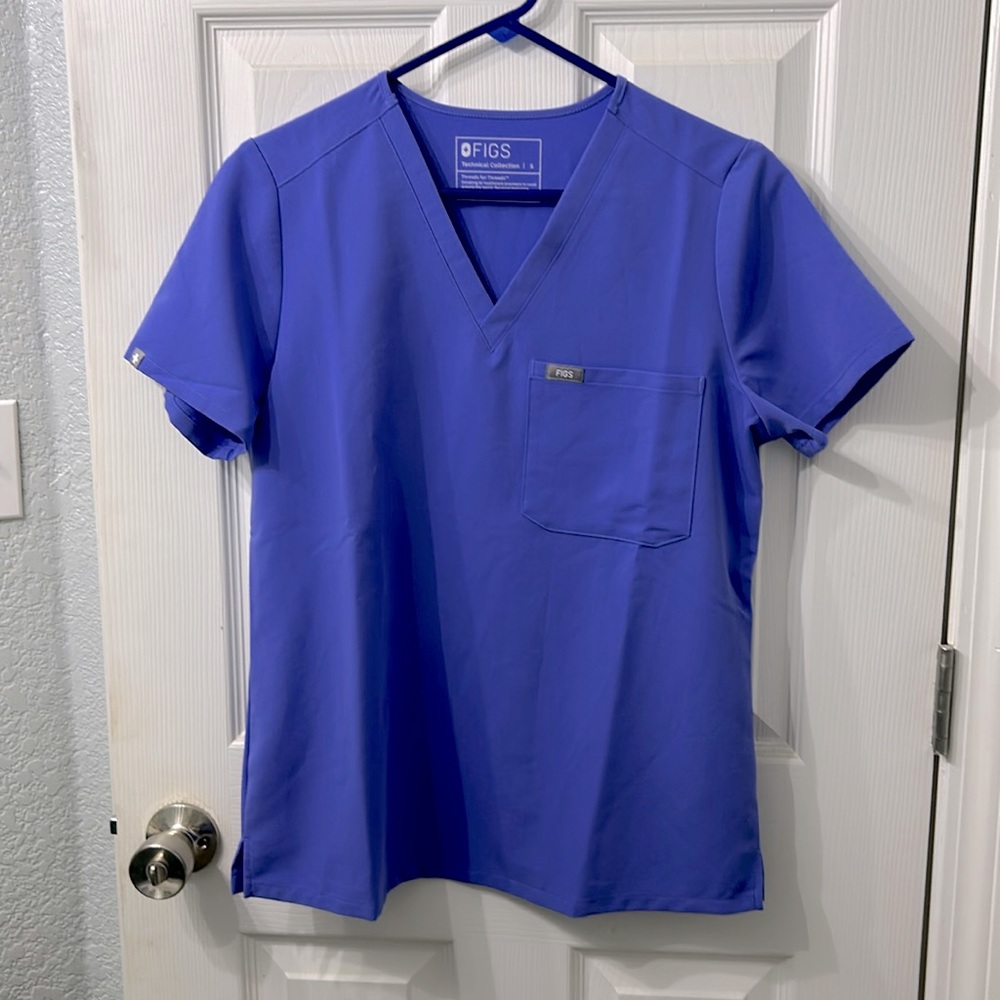 Worn once! Blueberry Figs scrub set. Size small.